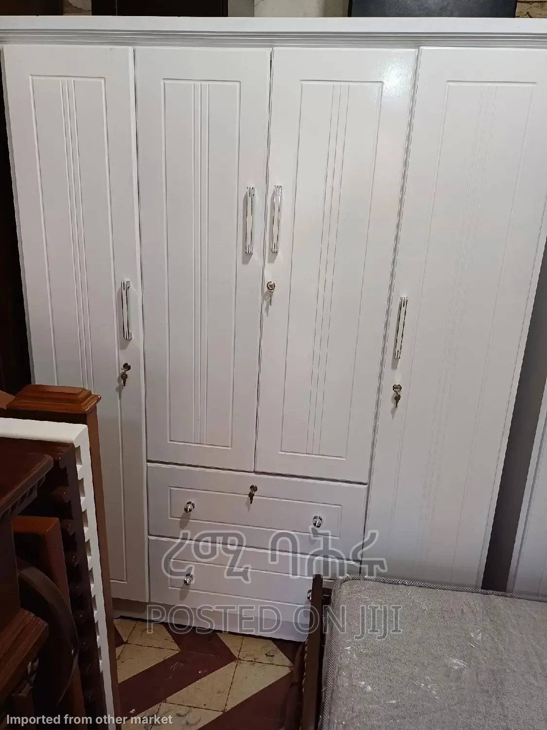 150 Wardrobe