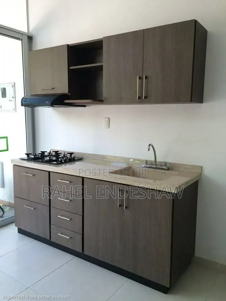 Brown Laminated MDF Kitchen Cabinet