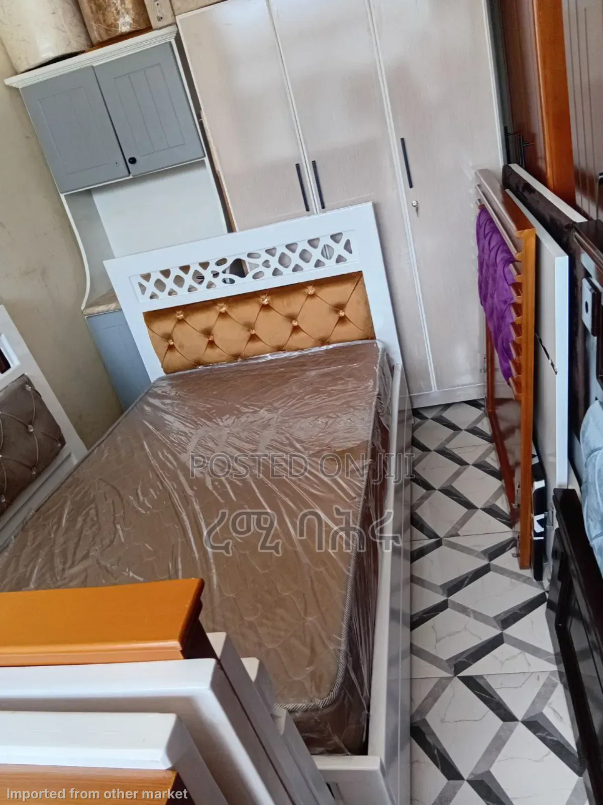 120 Bed Brand Newwwwwwww Its White