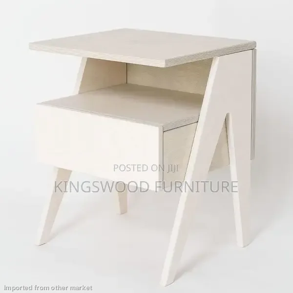 Corner Table P30 C1018
