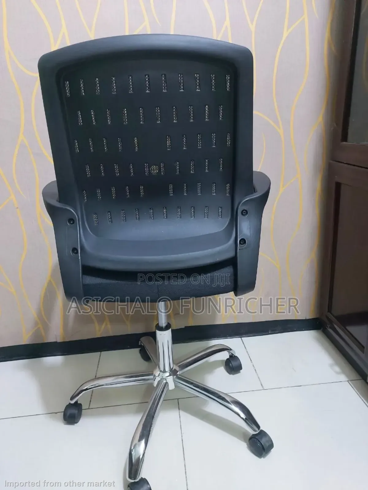 Seaet Chairss